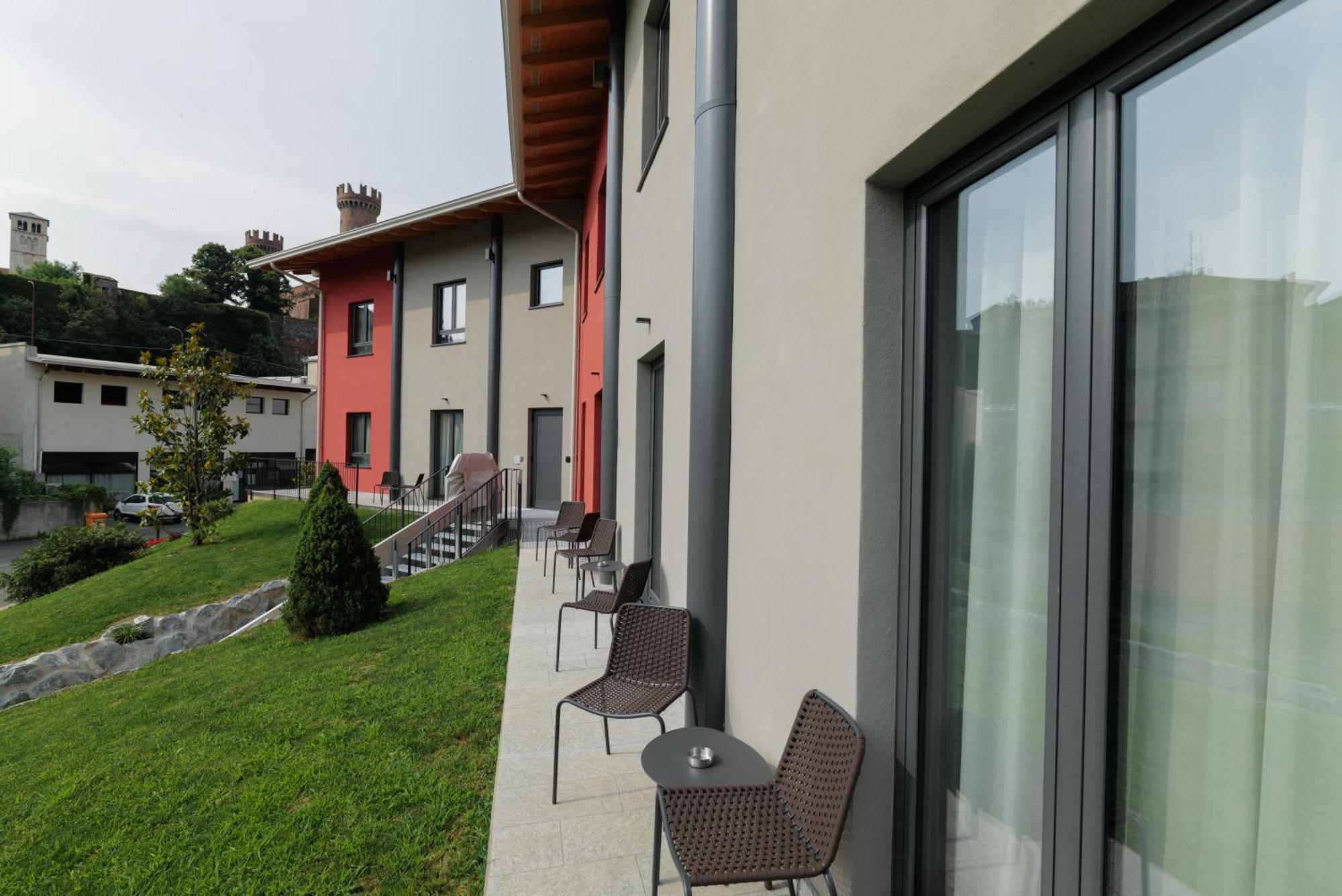 3T Boutique Hotel Ivrea Exteriör bild